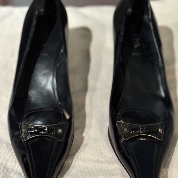Vintage Prada Black Leather Pointy-toe Kitten Heel Pumps IT40.5 US 10/10.5 - Picture 3 of 7